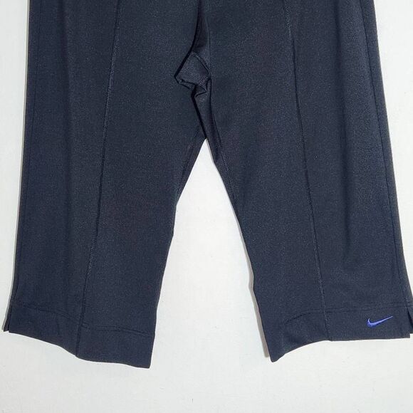 Nike Black and Purple Cropped Activewear Pants Size Medium Nike Capri Pants - Picture 4 of 9